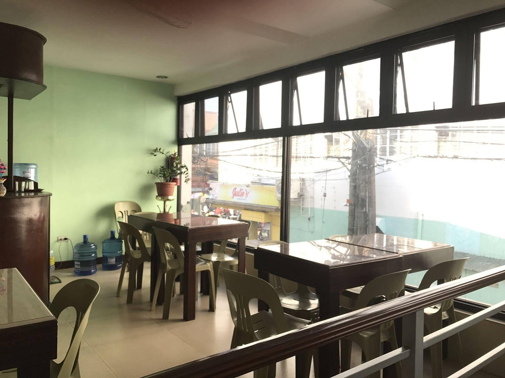 拉瓦格 兹乌尔旅馆酒店 外观 照片